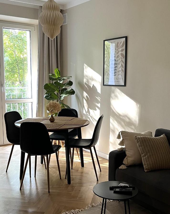 Luna Apartment Varsovie Extérieur photo