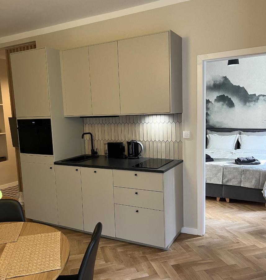 Luna Apartment Varsovie Extérieur photo